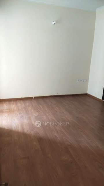 2 BHK Flat In Amrapali Leisure Park For Sale  In Techzone 4