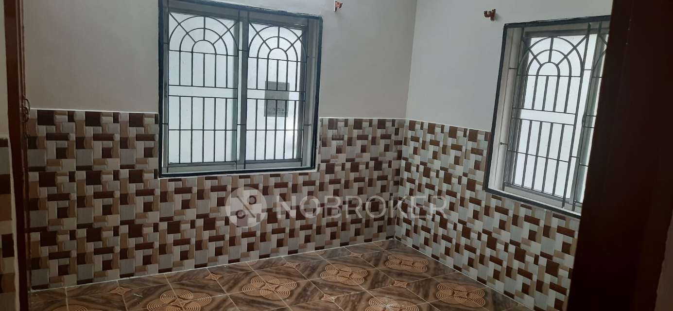 2 BHK Flat In Sahaya Flats For Sale  In Ram Colony