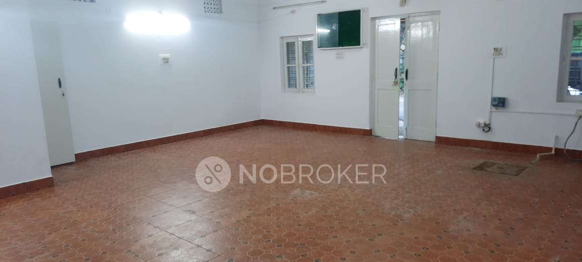 Godown/Warehouse in Domlur Layout, Bangalore for Rent 