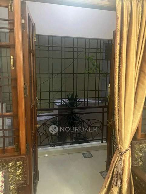 2 BHK Flat In Gomati Santhinikhethan For Sale  In Shanti Nagar