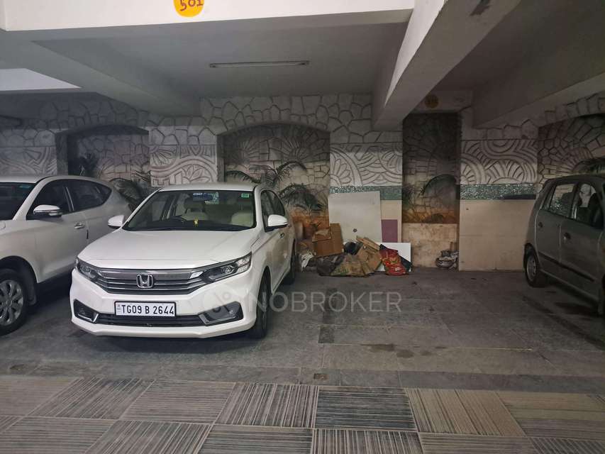 4 BHK Flat In Sri Tirumala Solitare For Sale  In Punjagutta