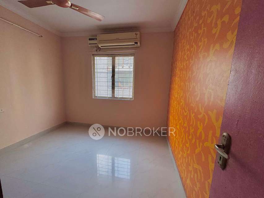 3 BHK Flat In Janapriya Metropolis  For Sale  In Moti Nagar