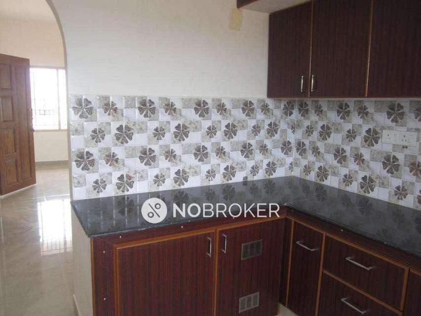 2 BHK Flat In Sarvesh Apartment For Sale  In Medavakkam