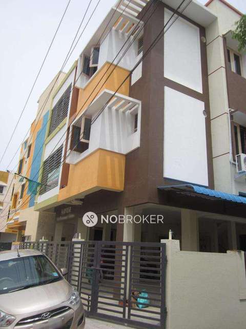 2 BHK Flat In Sarvesh Apartment For Sale  In Medavakkam