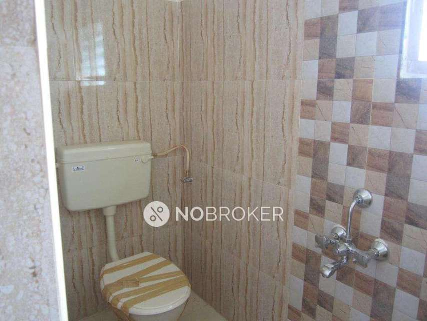 2 BHK Flat In Sarvesh Apartment For Sale  In Medavakkam