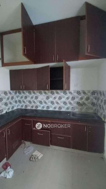 2 BHK Flat In Sarvesh Apartment For Sale  In Medavakkam