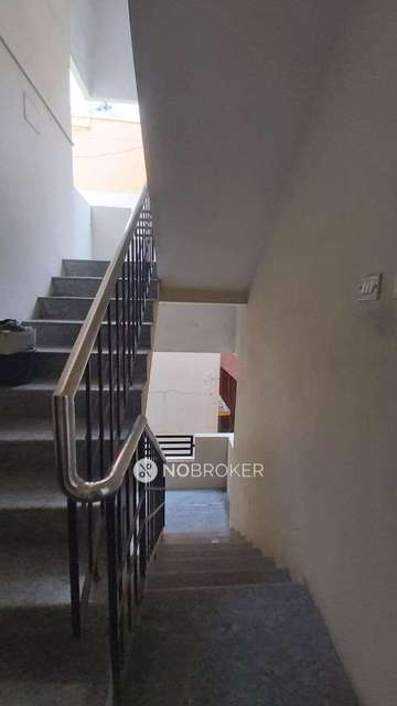2 BHK Flat In Sarvesh Apartment For Sale  In Medavakkam