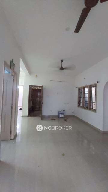 2 BHK Flat In Sarvesh Apartment For Sale  In Medavakkam