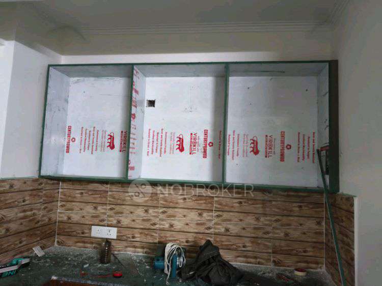 2 BHK Flat In Amrapali Tropical Garden for Rent  In Amrapali Tropical Garden