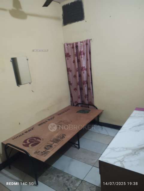 PG for Boys in Mandawali