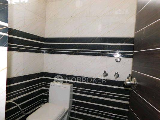 Commercial Property in Tilpata Karanwas, Greater Noida for Rent 