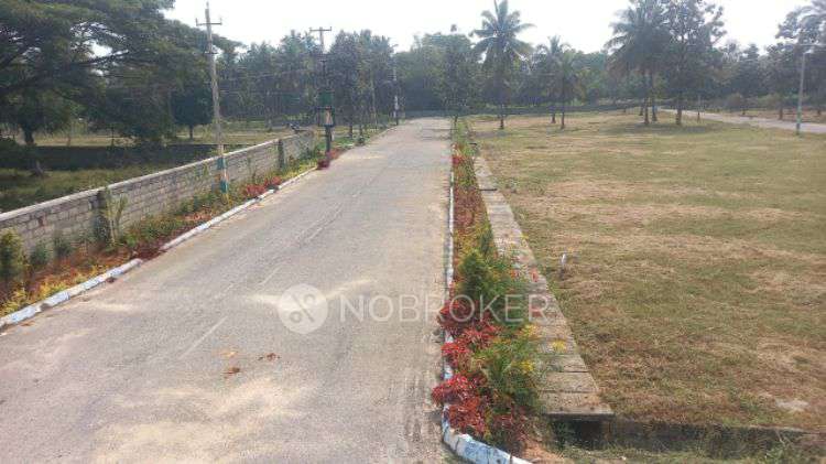 Plot For Sale  In Eraya Nimishadri Estete  In Changing Rooms, Bannikuppe &#40;bidadi&#41;, Karnataka 562109, India