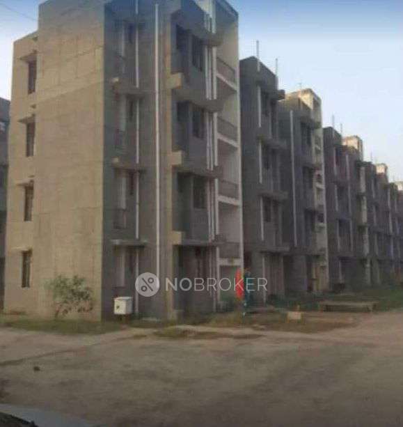 1 BHK Flat In Yamuna Expressway Authority Flat For Sale  In Yamuna Expressway Authority Flat