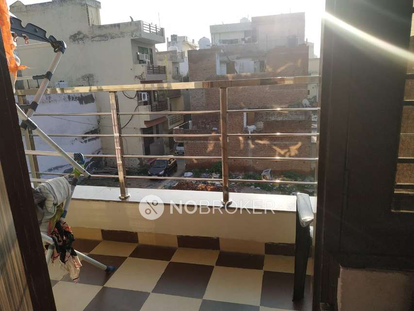 1 BHK Flat In Dahya Apartment  For Sale  In Laxman Vihar