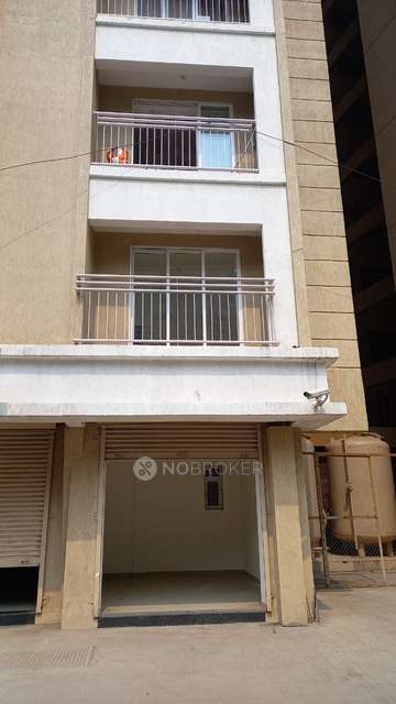 Shop in Jp Infra North, Mumbai for Rent 