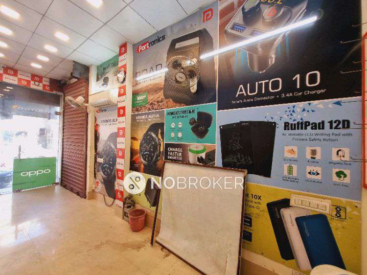 Showroom in Najafgarh, Delhi for sale 