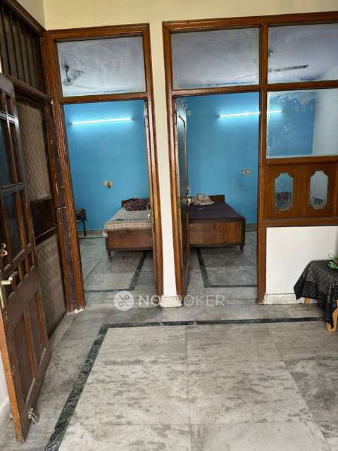 1 BHK Flat In Dda Flat, Gandhi Vihar for Rent  In Gopalpur Village