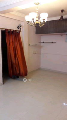 1 BHK Flat In Apartment For Sale  In Anna Salai, Teynampet
