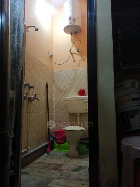 2 BHK Flat For Sale  In Chandni Chowk