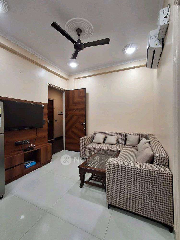 Marvel Zephyr Kharadi, Pune Rent WITHOUT BROKERAGE Fully furnished 1