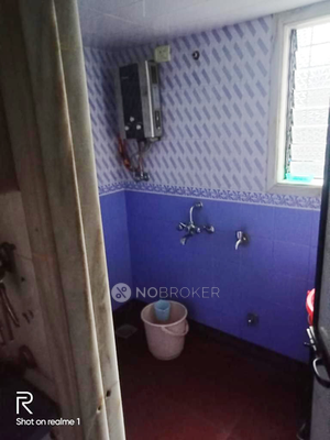 2 BHK Flat In Garden Veiw For Sale  In Ghatkopar East