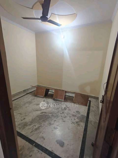 2 BHK Flat In Ap For Sale  In Shakarpur