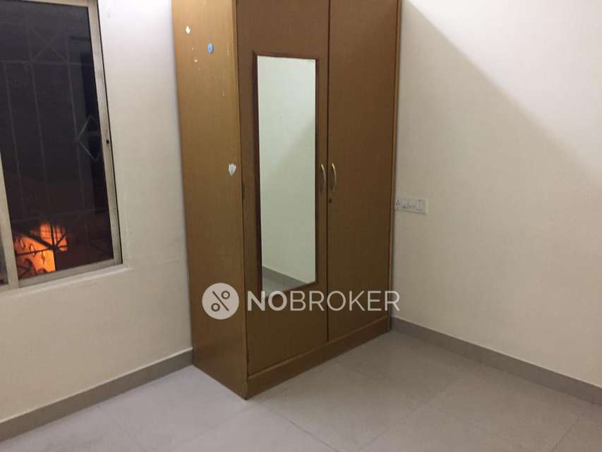 2 BHK Flat In Srinivas Nilaya for Rent  In Halasuru