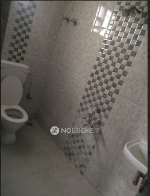 4+ BHK Flat In Oilve For Sale  In Urappakkam