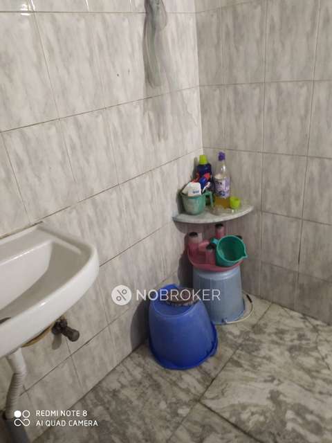 Shared Room for Male In 3 BHK  In Pimpri-chinchwad