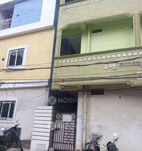 1 BHK Flat In Standalone Building  for Rent  In Serilingampally