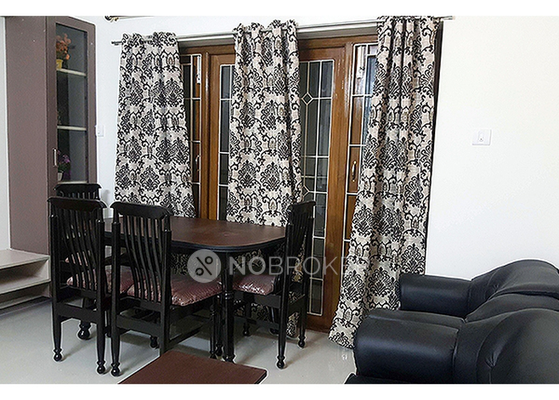 2 BHK Flat In Neerajj Apartment for Rent  In T Nagar 