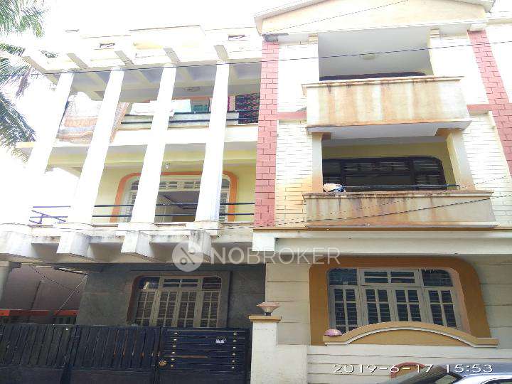 2 BHK Flat In Standalone Building  for Rent  In Rt Nagar
