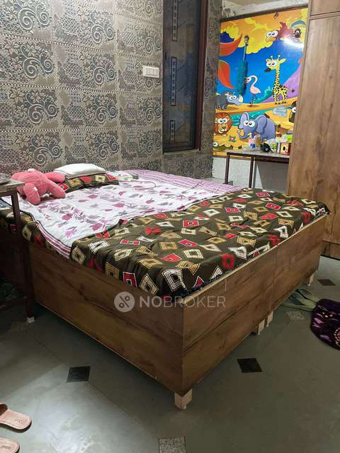 PG for Girls in Mayur Vihar