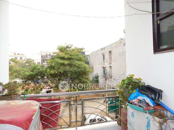 2 BHK Flat In Rwa Society For Sale  In Indirapuram