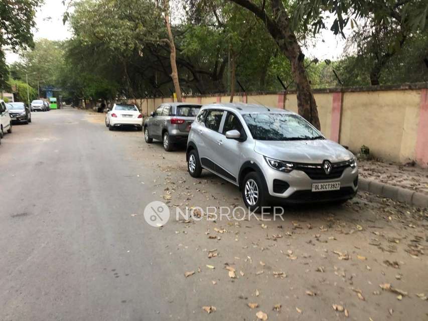 2 BHK House For Sale  In  Maharani Bagh