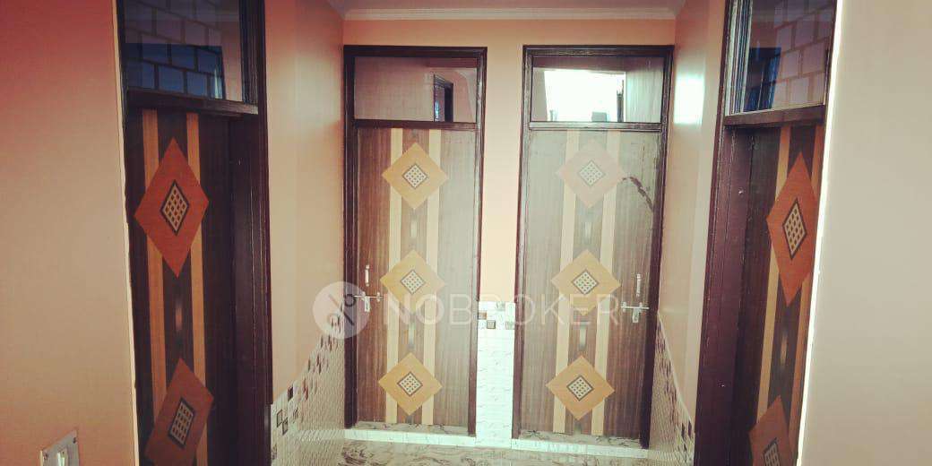 1 RK Flat In Apartment for Rent  In Sector 62