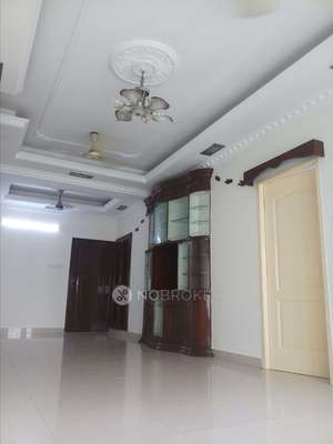 3 BHK Flat In Standalone Building  for Rent  In Thoraipakkam