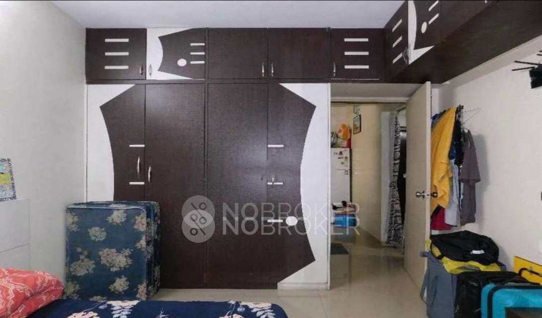 2 BHK Flat In Shree Ekveera Chs For Sale  In Dadar