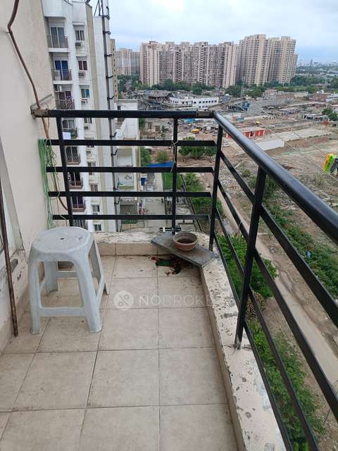 2 BHK Flat In Earthcon Sanskriti Apartments For Sale  In Sector 1