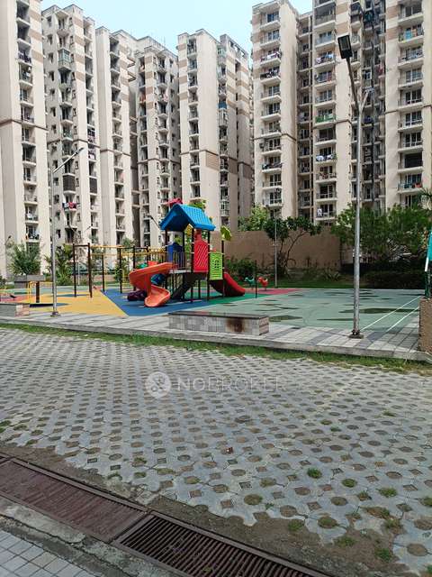 2 BHK Flat In Earthcon Sanskriti Apartments For Sale  In Sector 1