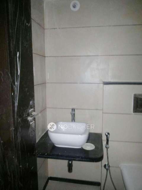 2 BHK Flat In Majestic Towers For Sale  In Bibwewadi