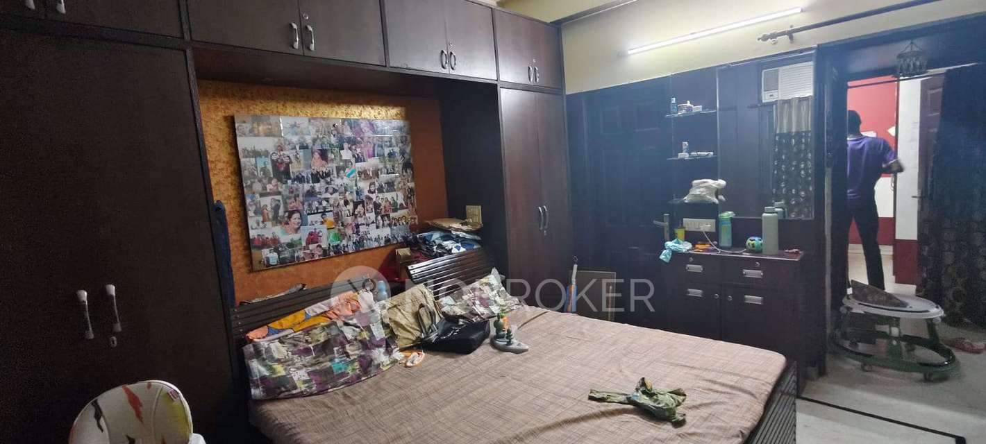 4 BHK Flat For Sale  In 22, Near Hotel Sunshine Park, Ramprastha Colony, Block D, Chander Nagar, Surya Nagar, Ghaziabad, Uttar Pradesh 201011, India