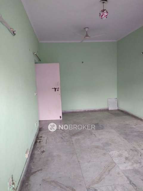 2 BHK Flat In Shipra Sun City Royal Tower,tehcia 2601 Windson For Sale  In Indirapuram