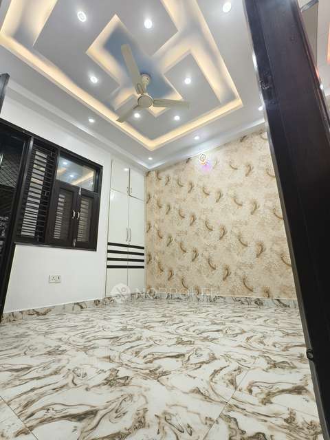3 BHK Flat In Lord Krishna Apartment, Uttam Nagar For Sale  In Uttam Nagar