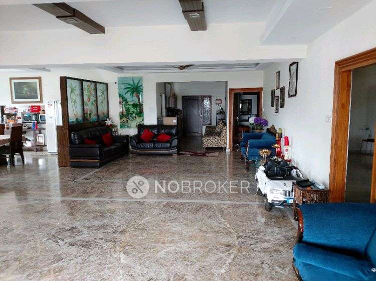 4 BHK Flat In Lakshmi Kohinoor Residency For Sale  In Banjara Hills