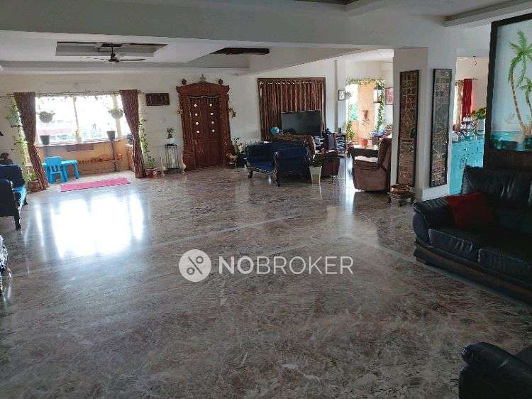 4 BHK Flat In Lakshmi Kohinoor Residency For Sale  In Banjara Hills