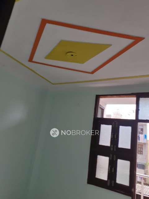 4 BHK Flat For Sale  In Patparganj