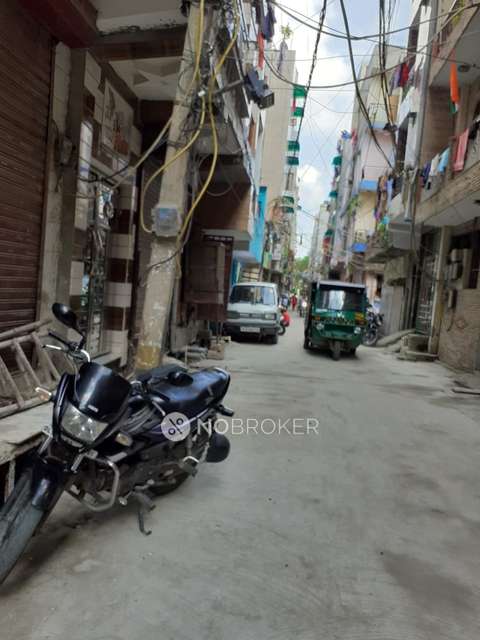 4 BHK Flat For Sale  In Patparganj