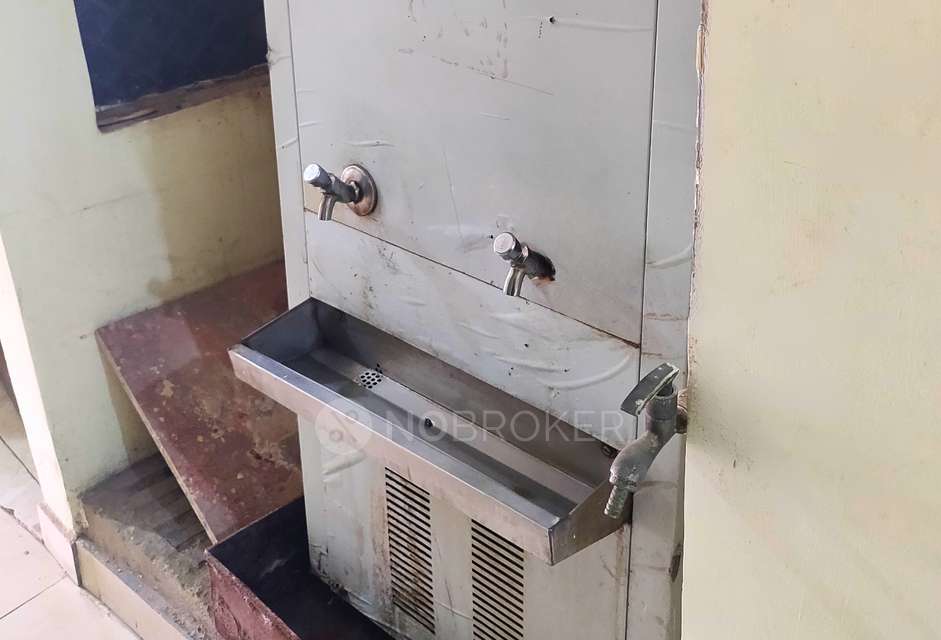 PG for Girls in Shalimar Bagh