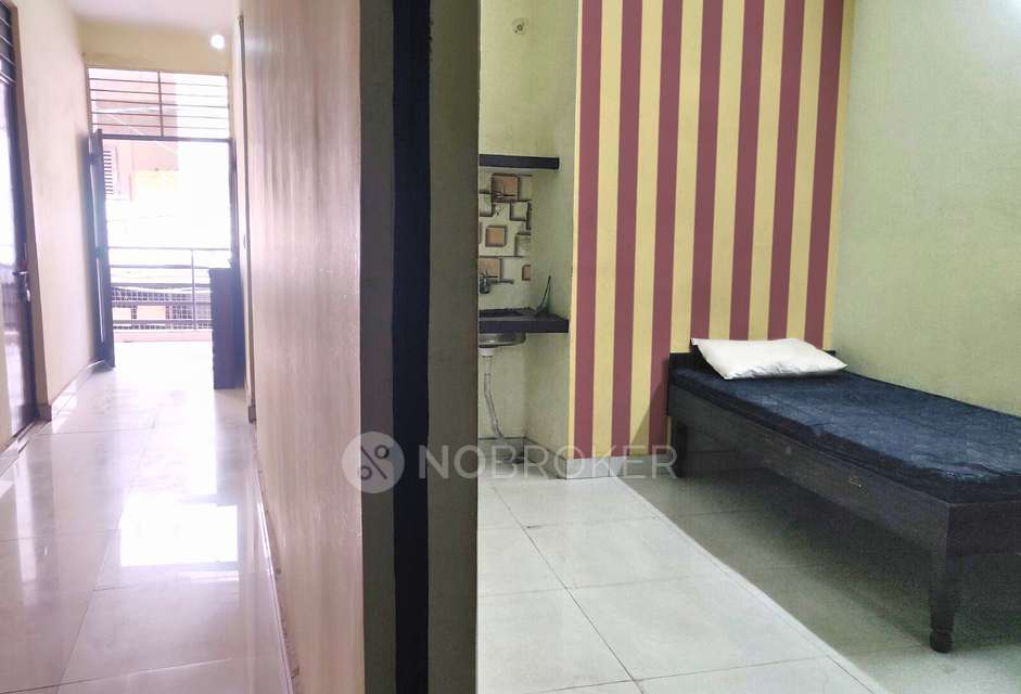 PG for Girls in Shalimar Bagh